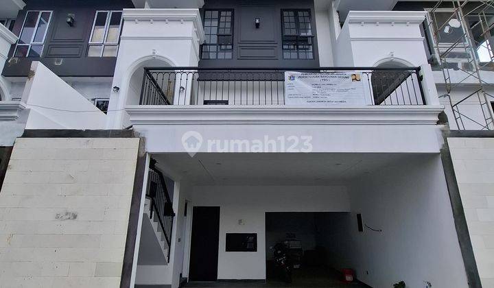 Rumah Ada Liftnya Strategis Dekat Pejaten Village Kemang Jaksel 1