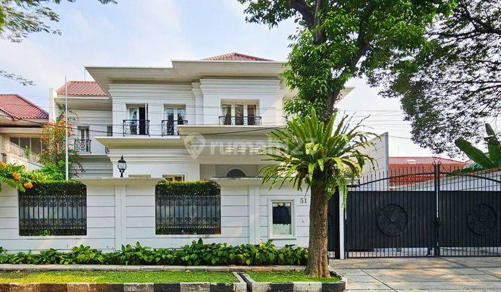 Jual rumah mewah di Kebayoran Baru Jakarta Selatan  2