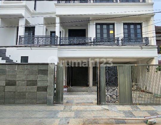 For Sale 4-Story House in Kebayoran Baru, South Jakarta