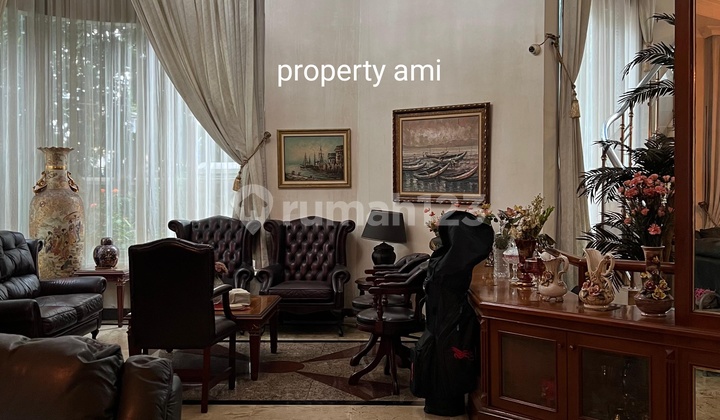 Sell Strategic Townhouse in Kebayoran Near Senayan South Jakarta 2