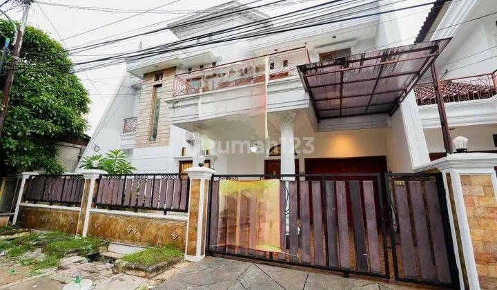 Jarang Ada Rumah Bagus Siap Huni Di Cempaka Putih Jakarta Pusat  1