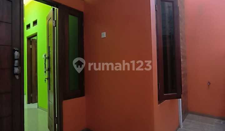 Sell House Under 400 Million Near Cakung Station, Bintara 2