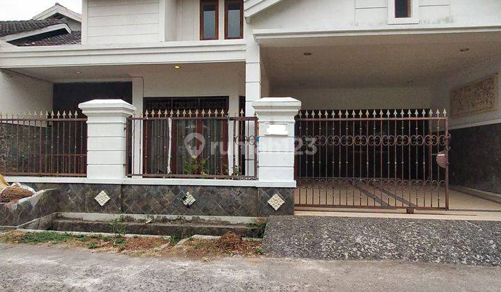 Rumah 2 Lantai Dengan 5 Kamar Jatiwaringin Pondok Gede Bekasi 1