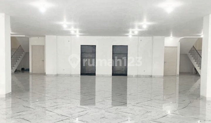 Cheap Sale 4-Floor Building in Kalimalang Near Klender East Jakarta 2
