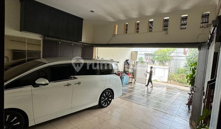 Nual Flood-Free Hook House in Pulomas East Jakarta 2