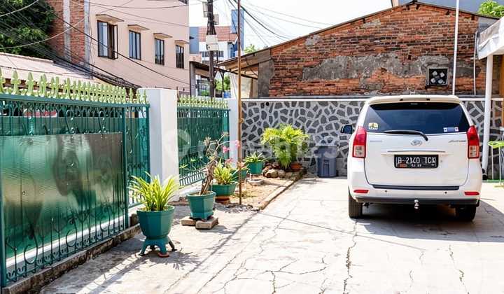 Commercial 16-Room House Suitable for Boarding House in Mampang Prapatan 2