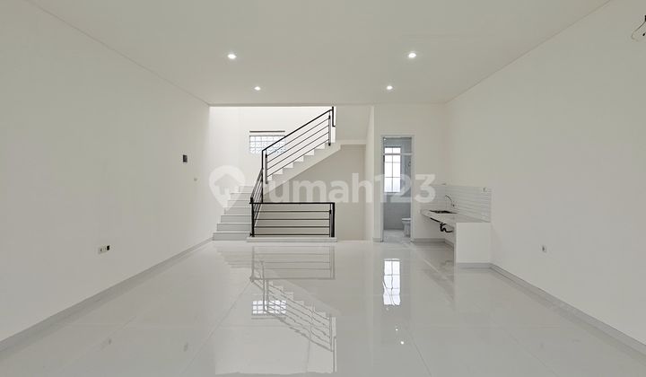 Ruko Baru Mewah 4 Lantai di Kopo Bandung Ruko Baru Mewah 4 Lantai di Kopo Bandung