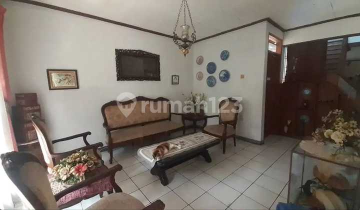 Single-Story Spacious House in Strategic Location, Sukamulya Indah, Bandung 2