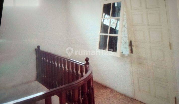 Jual Rumah Hoek 2 Lantai Dengan Keunggulan Lokasi Yg Nyaman  Di Tki 1 Bandung  2