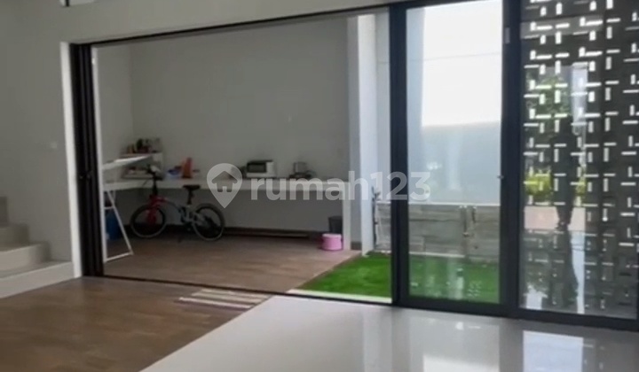 Wow..rumah Keren Harga Menarik Summarecon Bandung  2