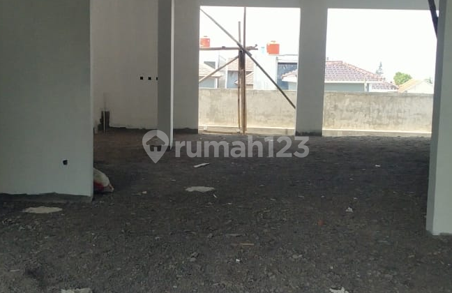 Disain Rumah Mewah Belum Jadi Di Setraduta Bandung  2