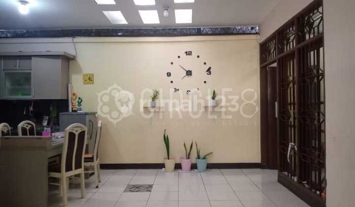 Rumah Yang Nyaman di Taman Kopo Indah Bandung 