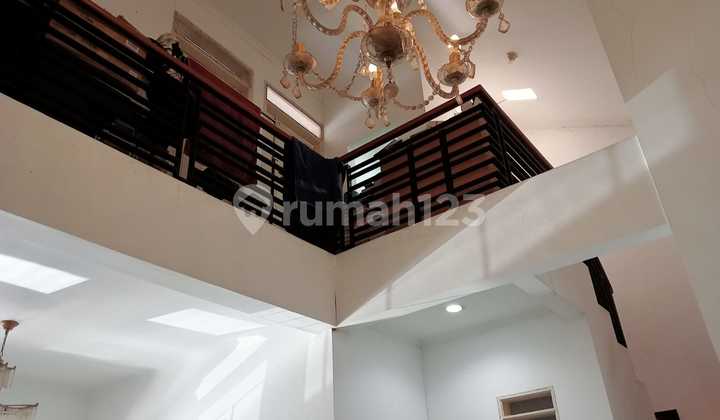 Rumah 2 Lantai Lingkungan Aman Nyaman Kiara Sari Bandung 2