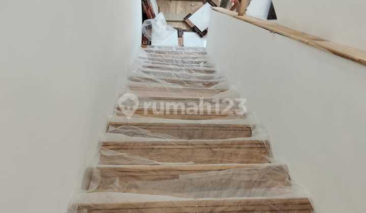 Modern Minimalist New House in Kopo Permai Bandung 2