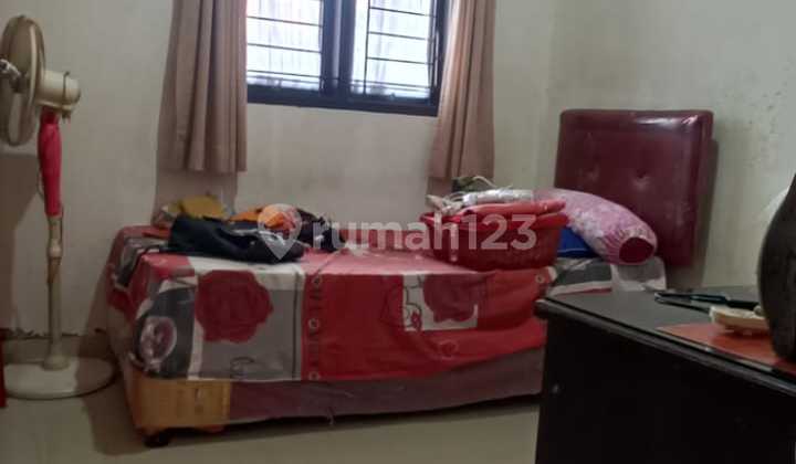 For sale by Mrs. Dan, below NJOP value