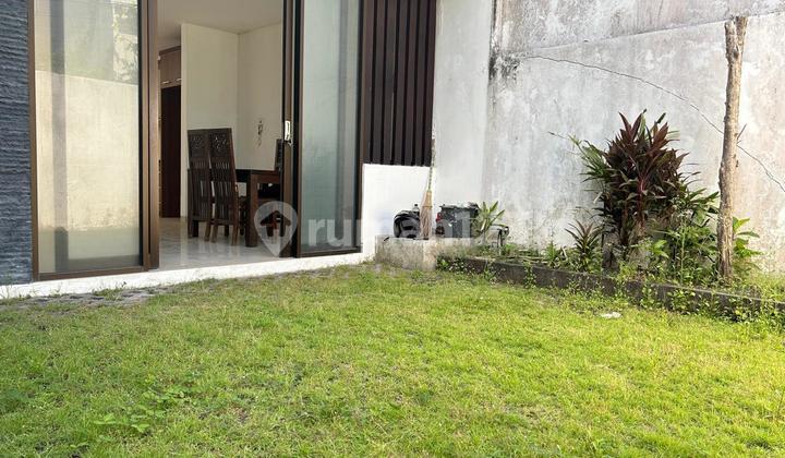 Villa Semi Furnished 2 Lantai Berada Di Seminyak Bali