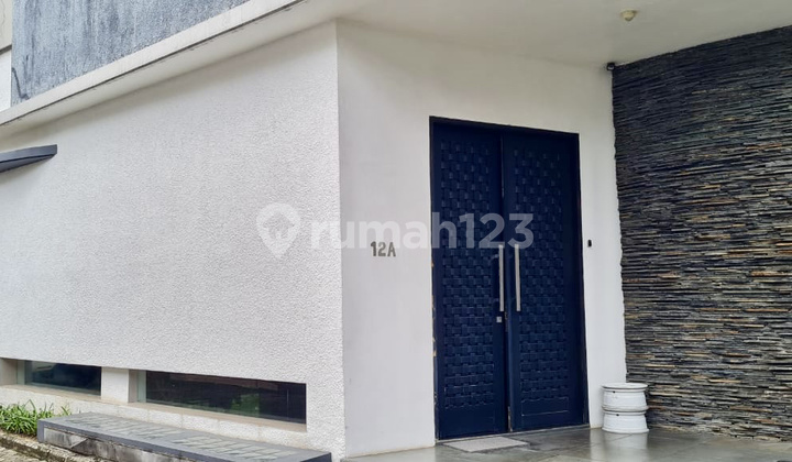 Dijual Rumah Bagus di Bintaro Sektor 5 ada kolam renang 2