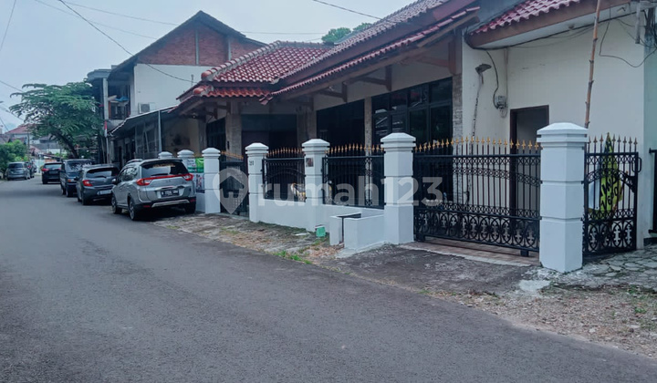 Dijual Murah Rumah di Tebet cocok untuk Kost2an 2
