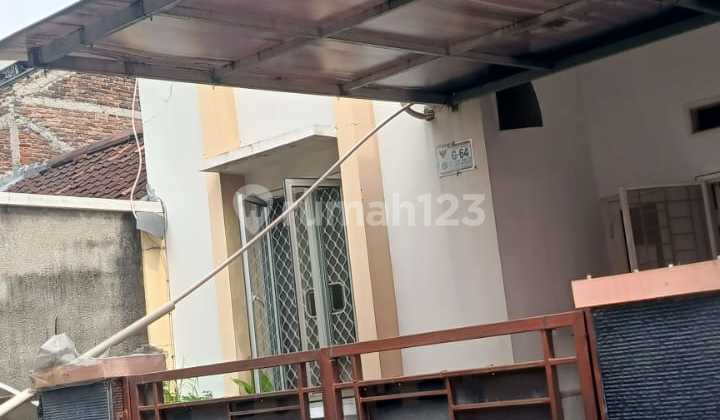 Rumah 2 Lantai Bangunan Lama di Slipi Jakarta Pusat 1