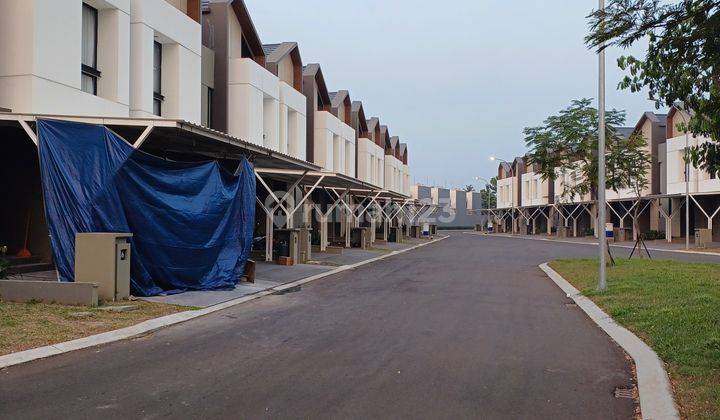 Rumah Bagus 2 Lantai di Cluster Fedora Park Suvarna Sutera Tangerang 2