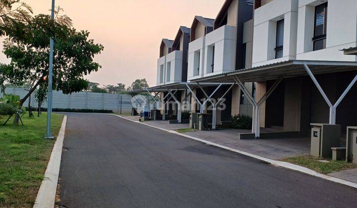 Rumah Bagus 2 Lantai di Cluster Fedora Park Suvarna Sutera Tangerang 2