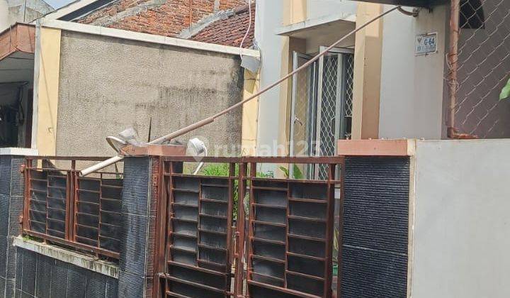 Rumah 2 Lantai Bangunan Lama di Slipi Jakarta Pusat 2