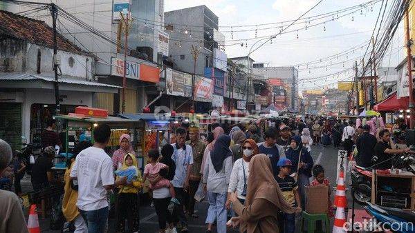 Ruang Usaha Siap Pakai Lengkap di Pasar Lama Kisamaun Tangerang 2