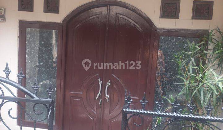 Rumah di Tanah Abang Sudah Renovasi 2