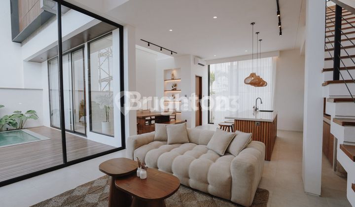 3 BEDROOMS VILLA LOCATED IN KEROBOKAN (STRATEGICALLY BETWEEN CANGGU AND SEMINYAK) 3 BEDROOMS VILLA LOCATED IN KEROBOKAN (STRATEGICALLY BETWEEN CANGGU AND SEMINYAK)
