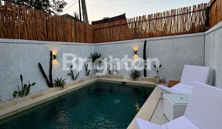 TROPICAL VILLA DI JIMBARAN