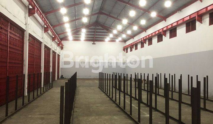 7 Unit Shophouse Suitable for Car Showroom, Building Materials Shop 1