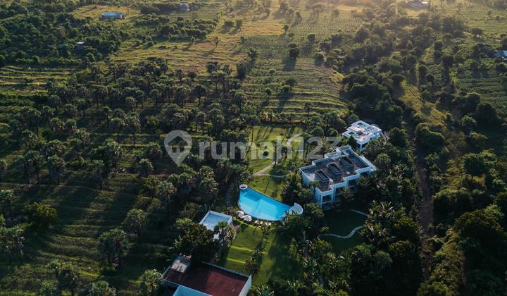 Land Area 12000m2 Resort With 16 Rooms In Kubu Karangasem