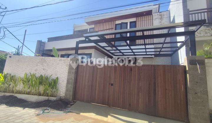 Rumah semi vila 2 lantai di Sanur sedang proses finishing Rumah semi vila 2 lantai di Sanur sedang proses finishing
