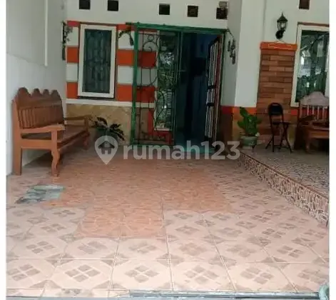 For Sale Cheap Nice House in Sriwedari Cluster Taman Harapan Baru Bekasi 2
