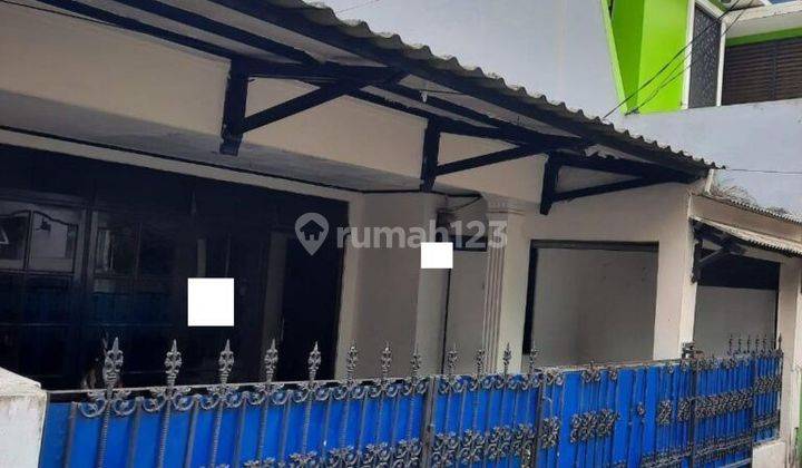 Rumah Dengan Lokasi Strategis Di Jalan Malaka Duren Sawit Jakarta Timur 1