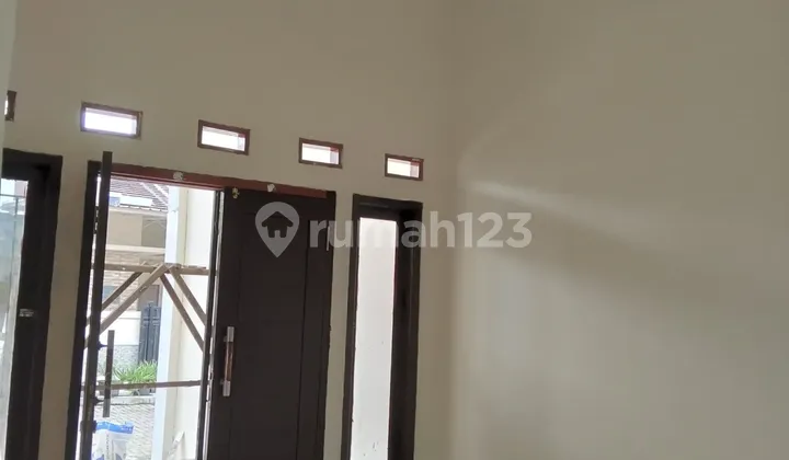 Rumah Nyaman Di Blok Depan Harapan Indah Bekasi 2