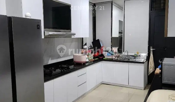 Rumah Posisi Hook Di Perumahan Gading Griya Lestari Jakarta Utara