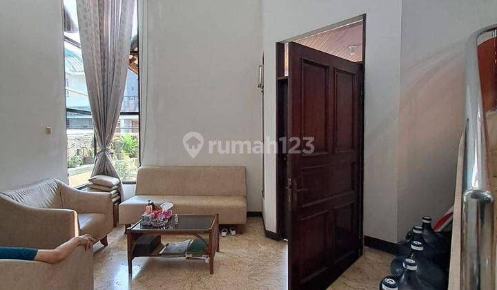 Dijual Rumah Bangunan Rapi Dan Terawat Intercon  1