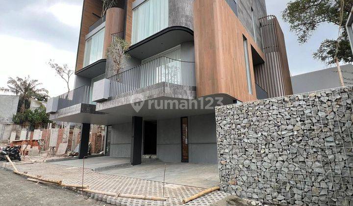 Dijual Brand New Town House Mewah Kemang Jakarta Selatan  1