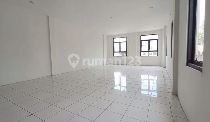 Ruko Komersil Strategis Parkiran Luas di Margahayu Bekasi Timur