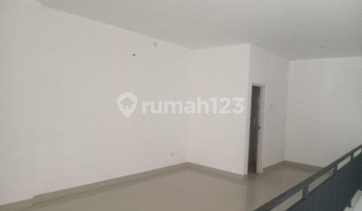 For Rent Commercial Office Shop in Pulogebang, East Jakarta