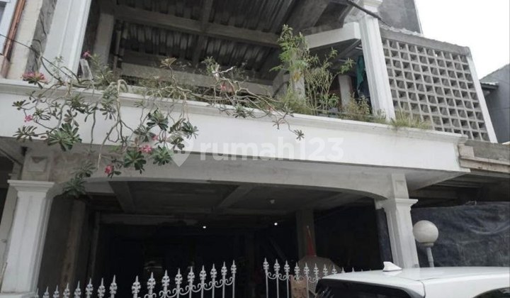 Rumah Kost Murah 3 Lantai di Kelapa Gading Rumah Kost Murah 3 Lantai di Kelapa Gading