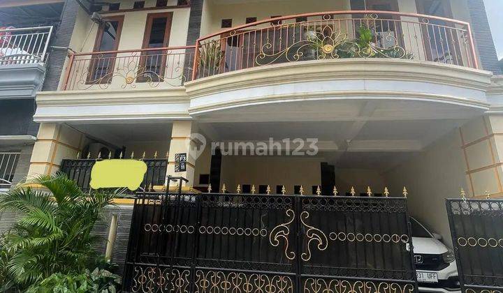 Rumah Besar 3 Lantai di Komplek Walikota Sukapura Kelapa Gading 1