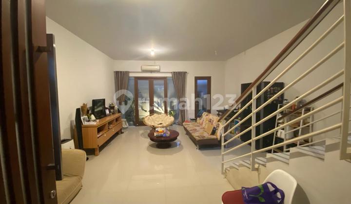 Rumah Kondisi Bagus dan Strategis di Clover Hill Residence Joglo Rumah Kondisi Bagus dan Strategis di Clover Hill Residence Joglo