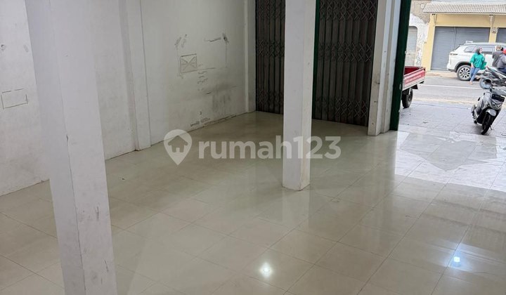 Strategic Commercial Shop for Business in Agus Salim, East Bekasi 2
