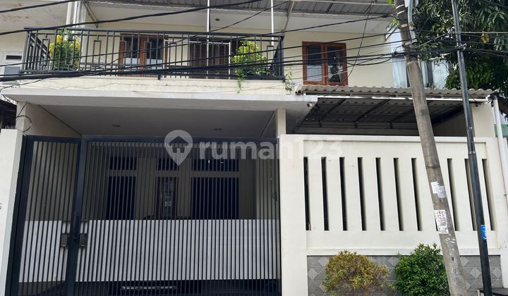 Rumah Cantik Hrga Miring Siap Huni di Jalan Walang Jakarta Utara