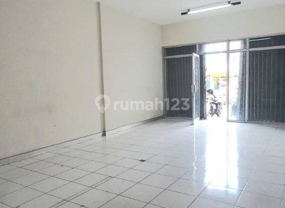 Ruko Sewa 3 Lantai Di Pinggir Jalan Raya Duren Sawit Dekat Tol 1