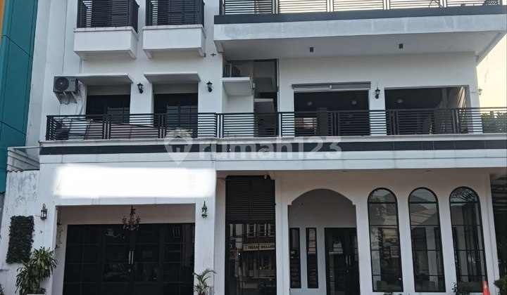 Ruko Komersil Murah Luas 250 Strategis di Pinggir Jalan Raya Jagakarsa Ruko Komersil Murah Luas 250 Strategis di Pinggir Jalan Raya Jagakarsa