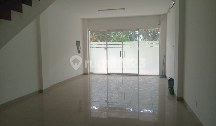 For Rent Commercial Office Shop in Pulogebang, East Jakarta