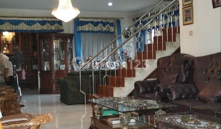 rumah mewah dekat tol, wisata dan mall di Raffles Hills depok